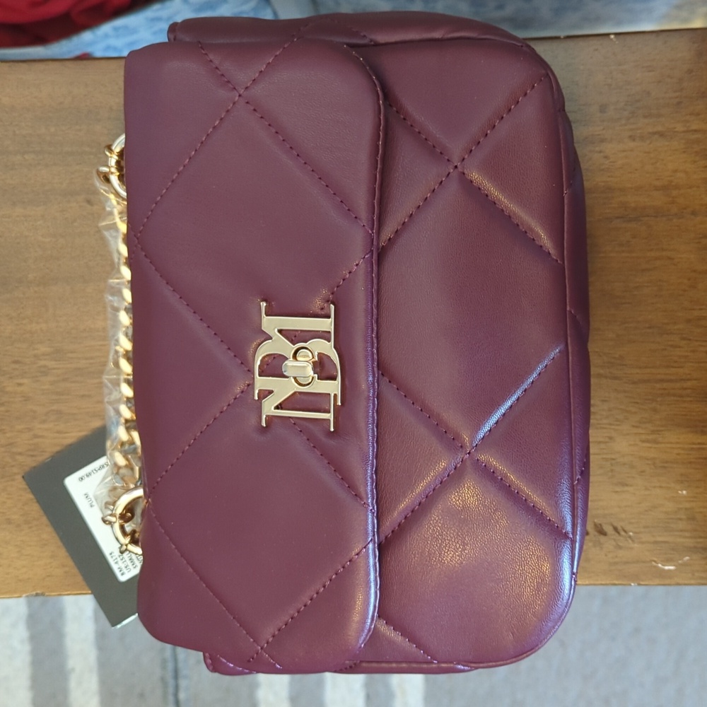 Badgley Mischka Large Diamond Quilted Bag